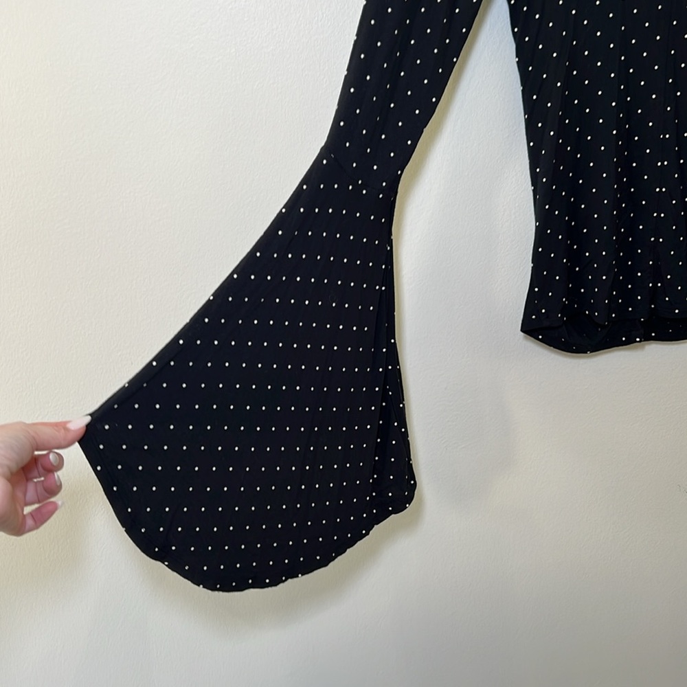 We The Free What a Babe Navy and White polka dot Bell Sleeve Blouse - Picture 5 of 9
